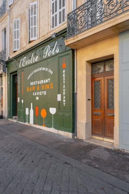 Superbe Appart, Central, Petit Balcon & Vue Place Marseille Kültér fotó